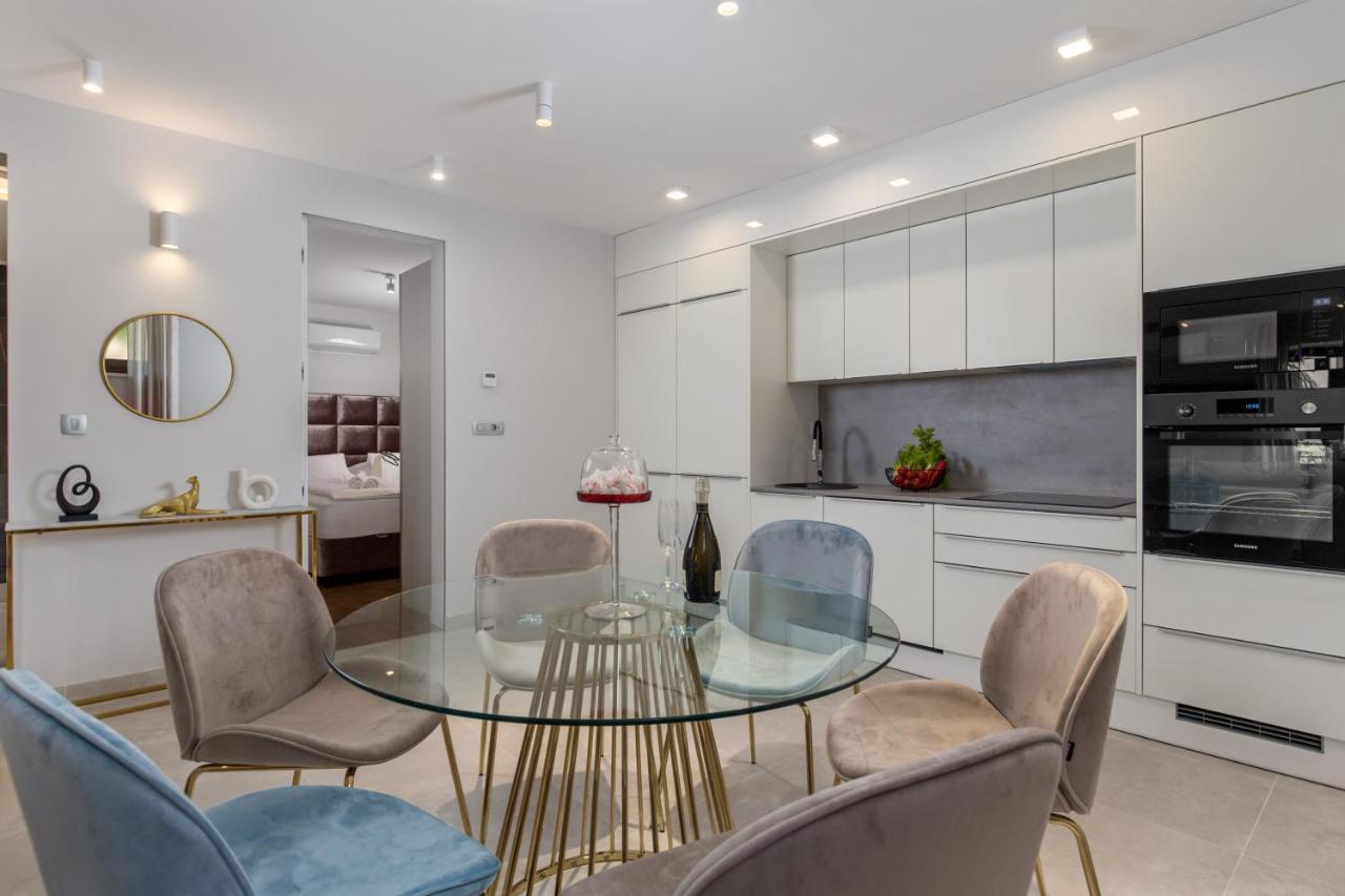 Apartmani Dogas Crikvenica Ngoại thất bức ảnh