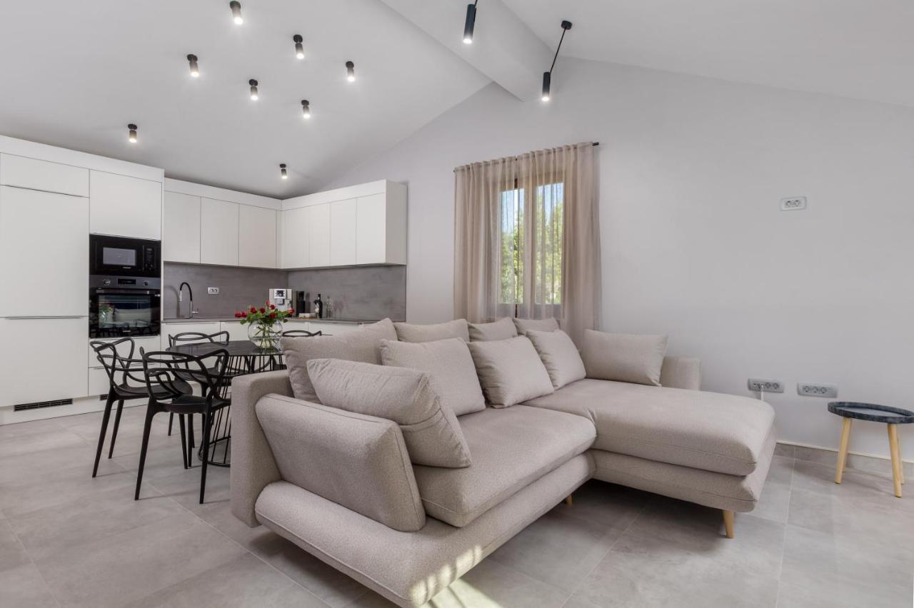 Apartmani Dogas Crikvenica Ngoại thất bức ảnh